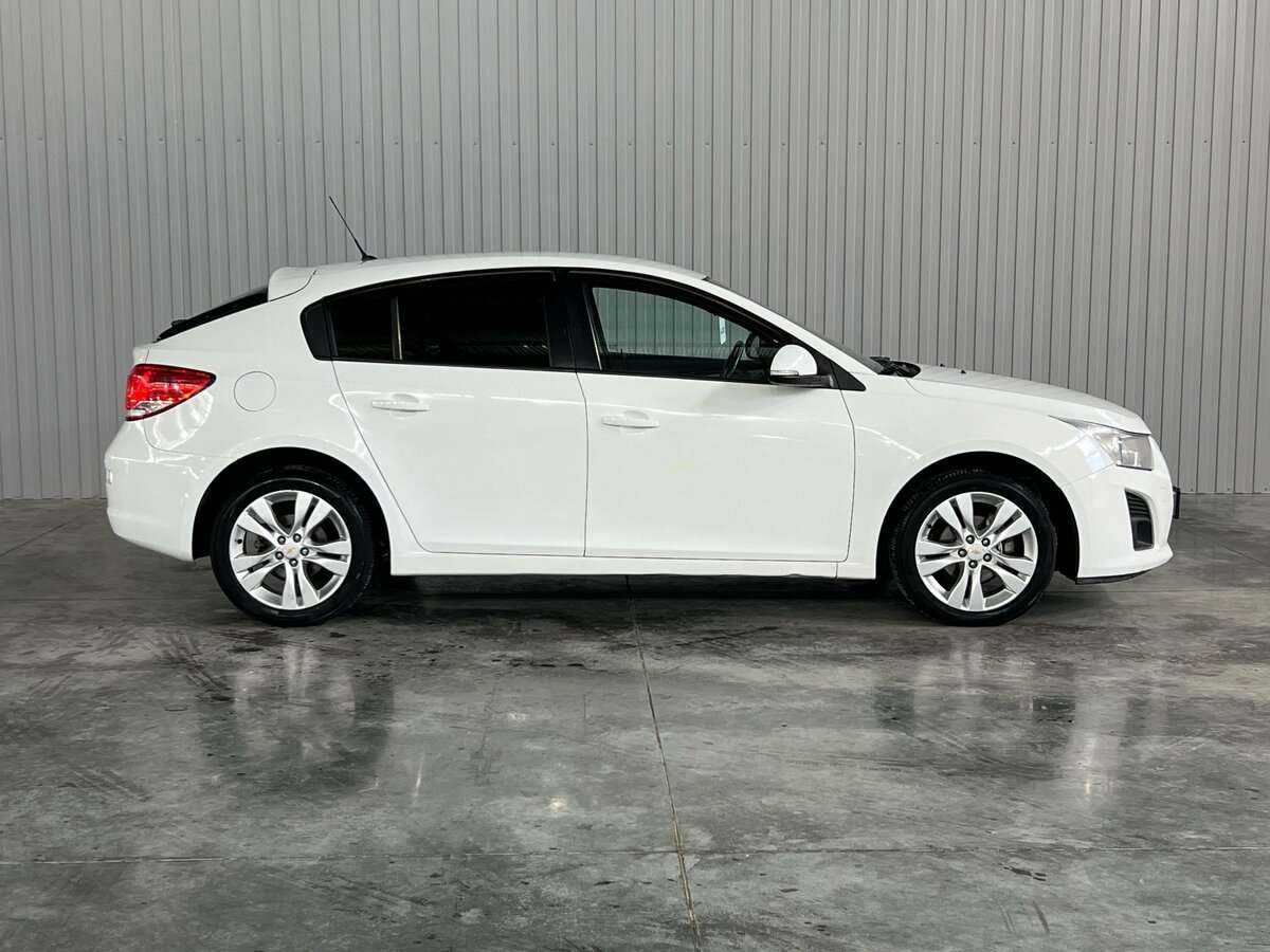 Купить Chevrolet Cruze с пробегом. Фото: #7