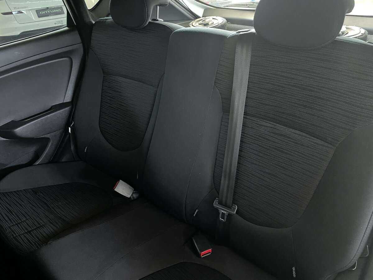 Купить Hyundai Solaris с пробегом. Фото: #15