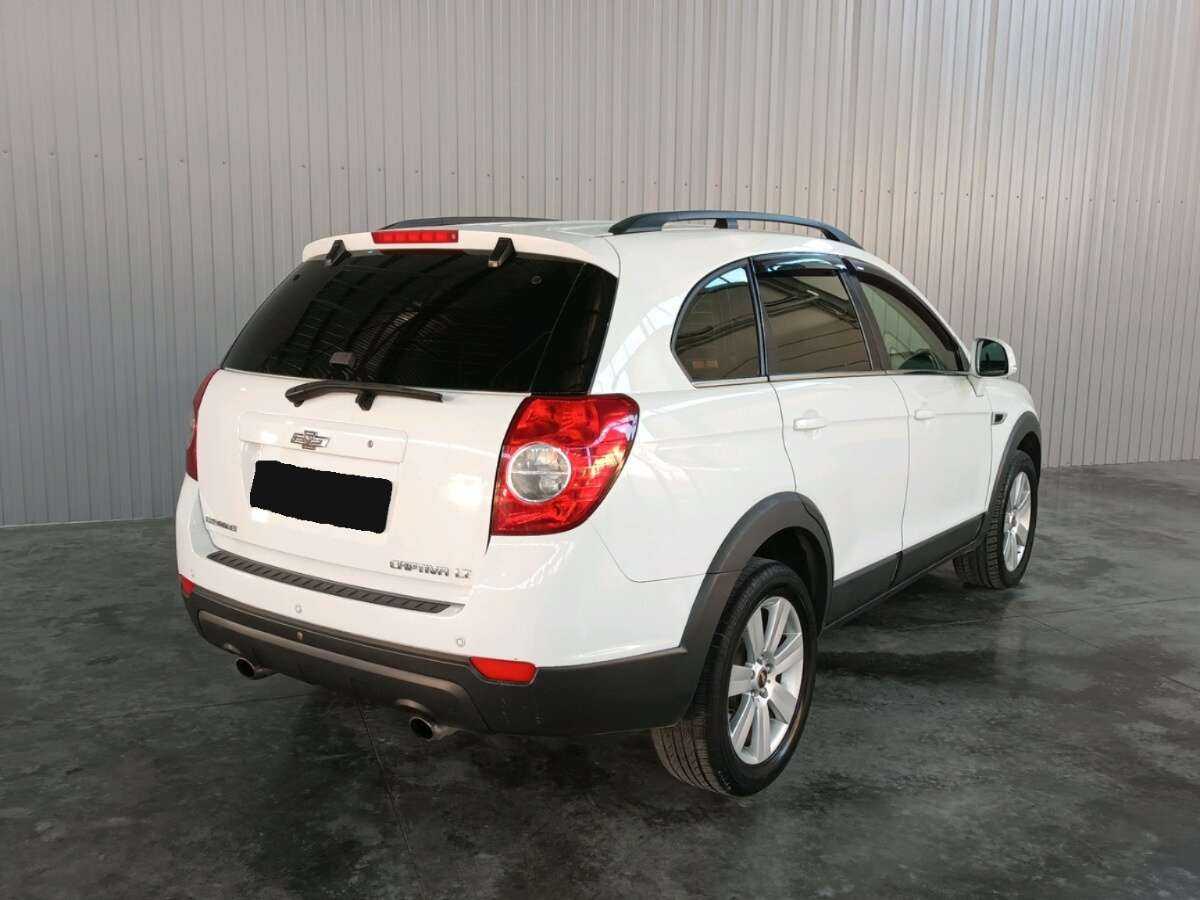 Купить Chevrolet Captiva с пробегом. Фото: #4