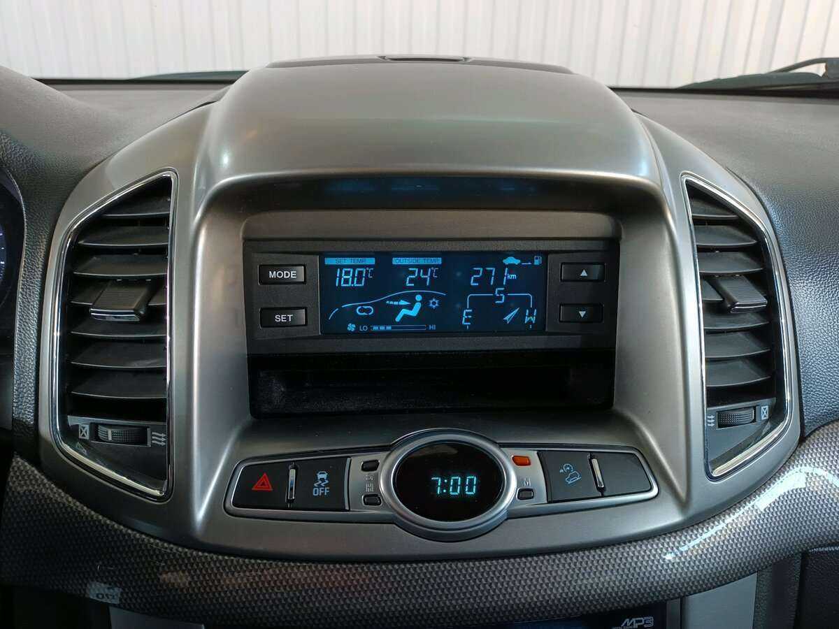 Купить Chevrolet Captiva с пробегом. Фото: #11