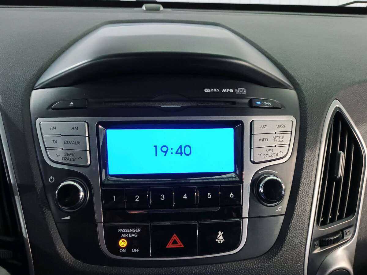 Купить Hyundai ix35 с пробегом. Фото: #14