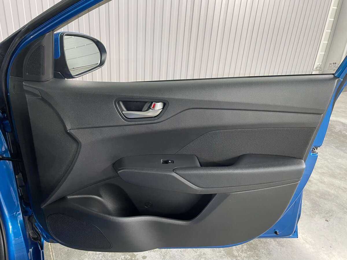 Купить Hyundai Solaris с пробегом. Фото: #19