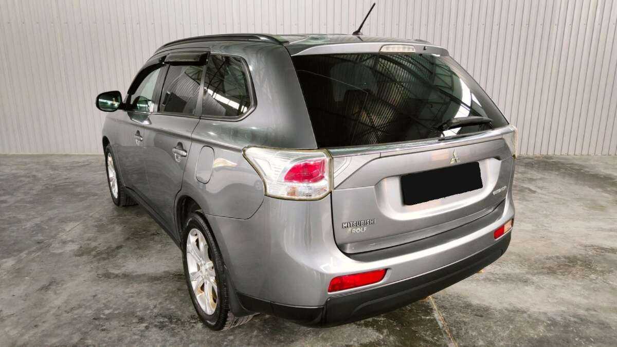 Купить Mitsubishi Outlander с пробегом. Фото: #6