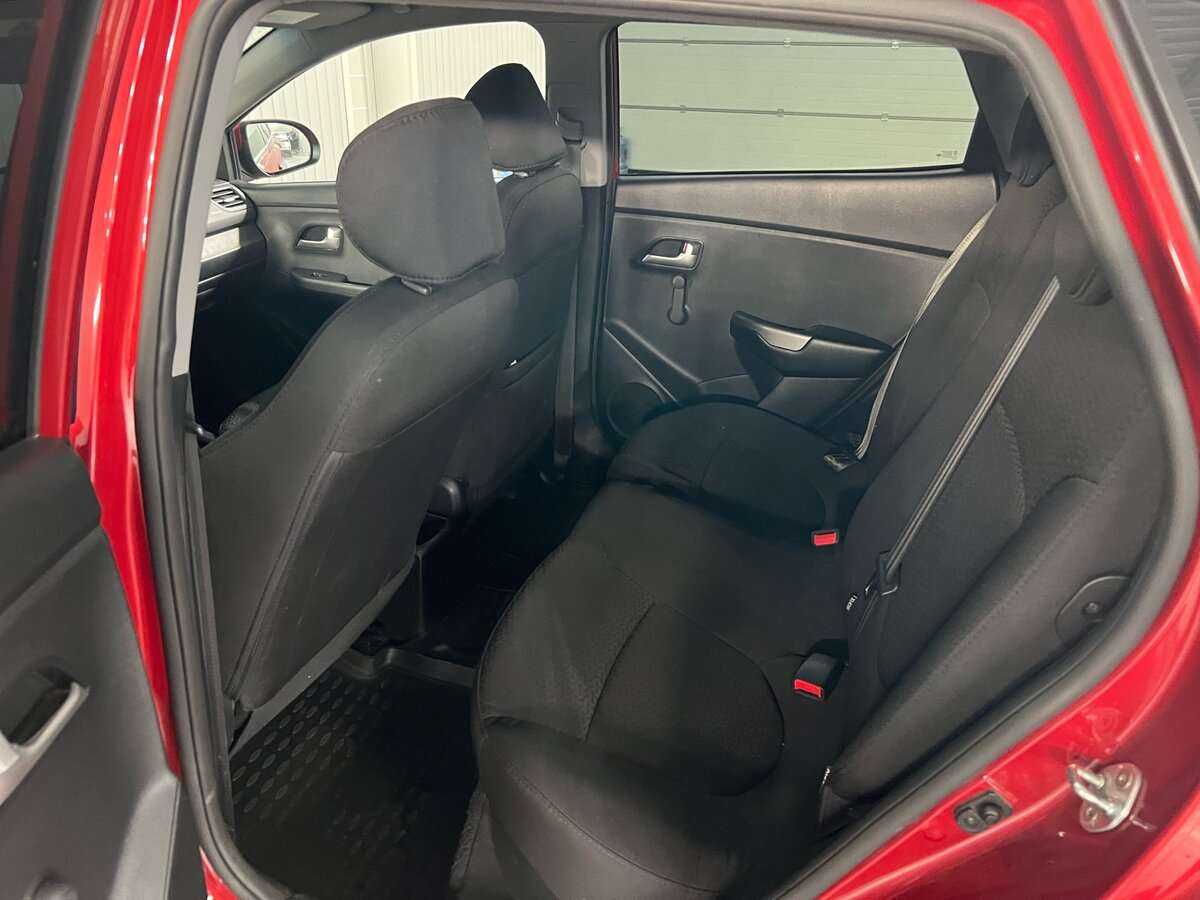 Купить Kia Rio с пробегом. Фото: #16