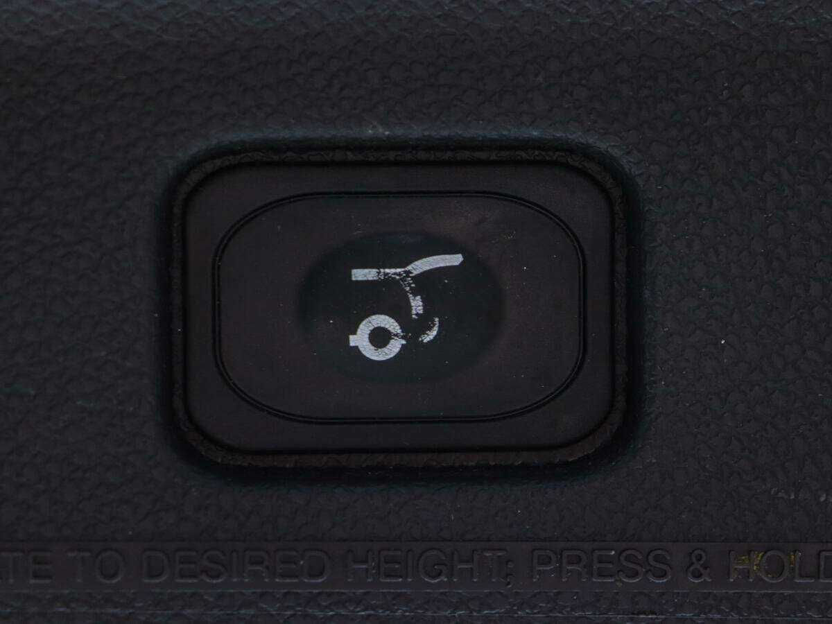 Купить Ford Explorer с пробегом. Фото: #19