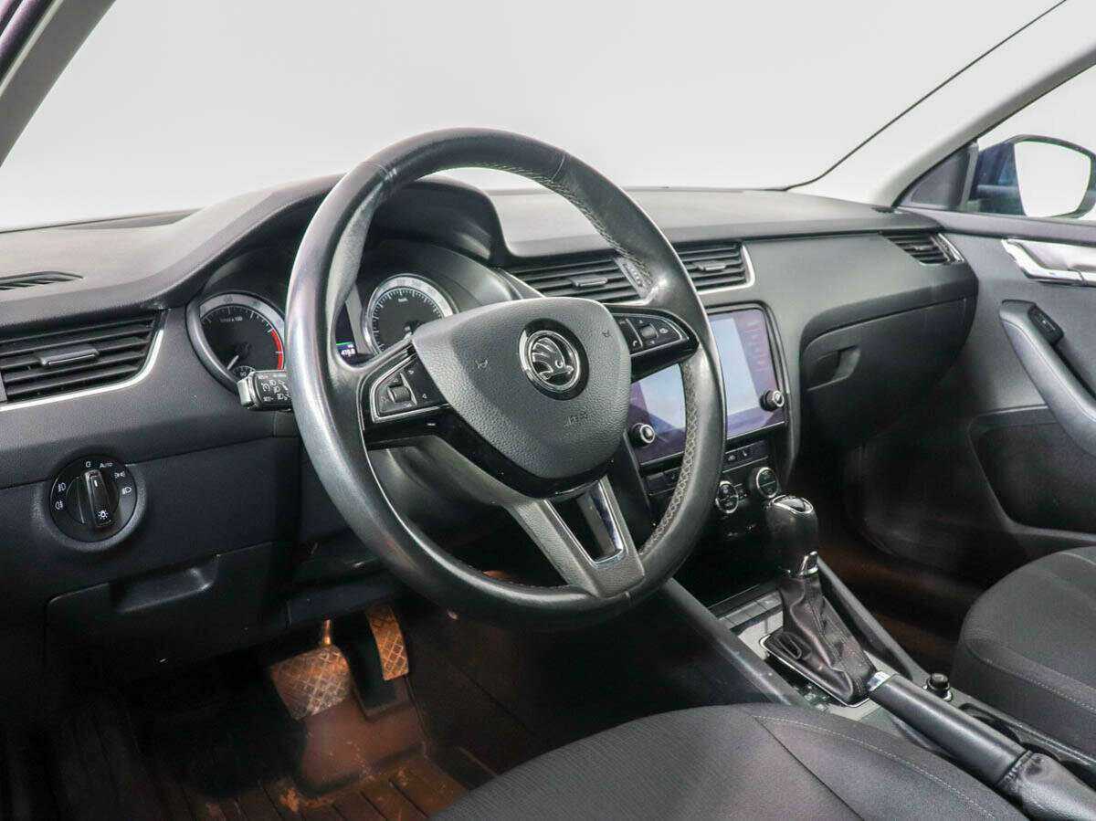 Купить Skoda Octavia с пробегом. Фото: #7