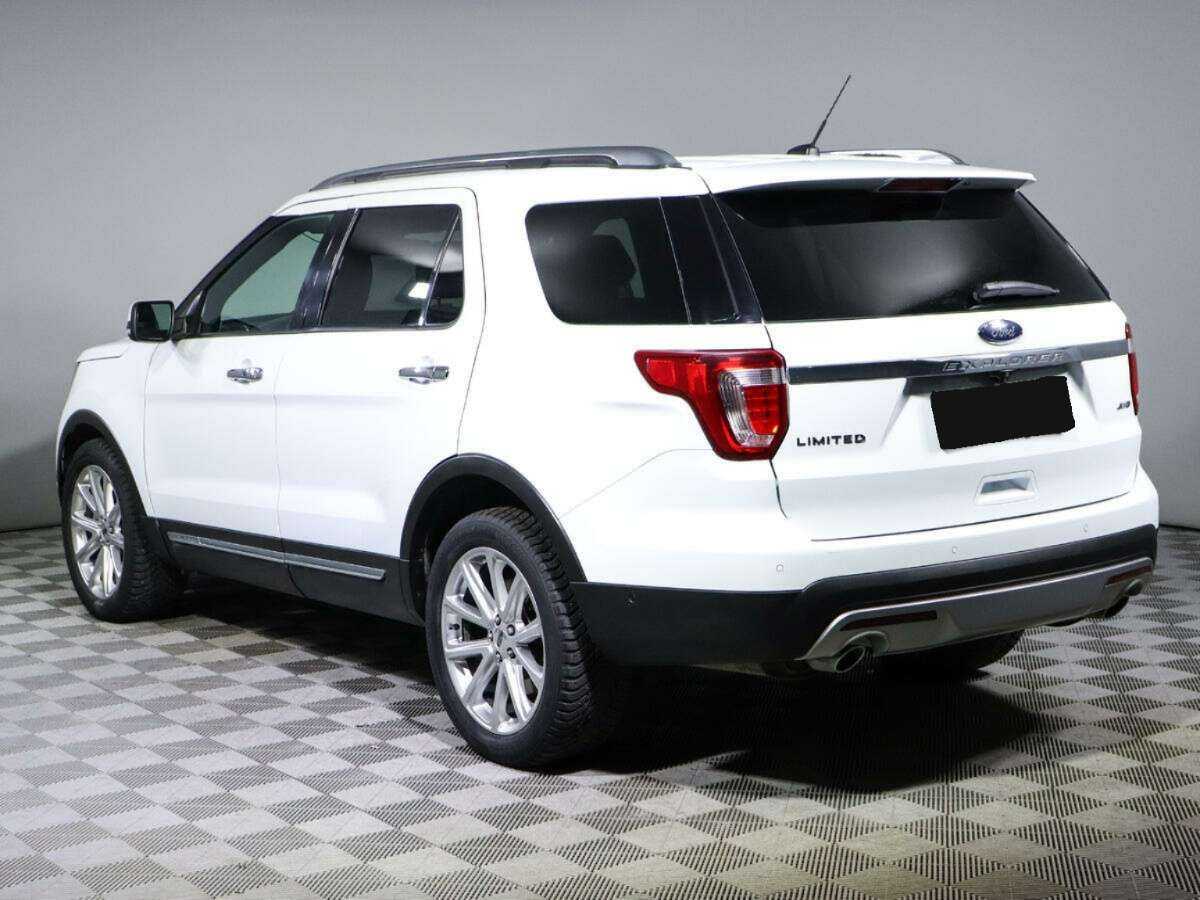 Купить Ford Explorer с пробегом. Фото: #5