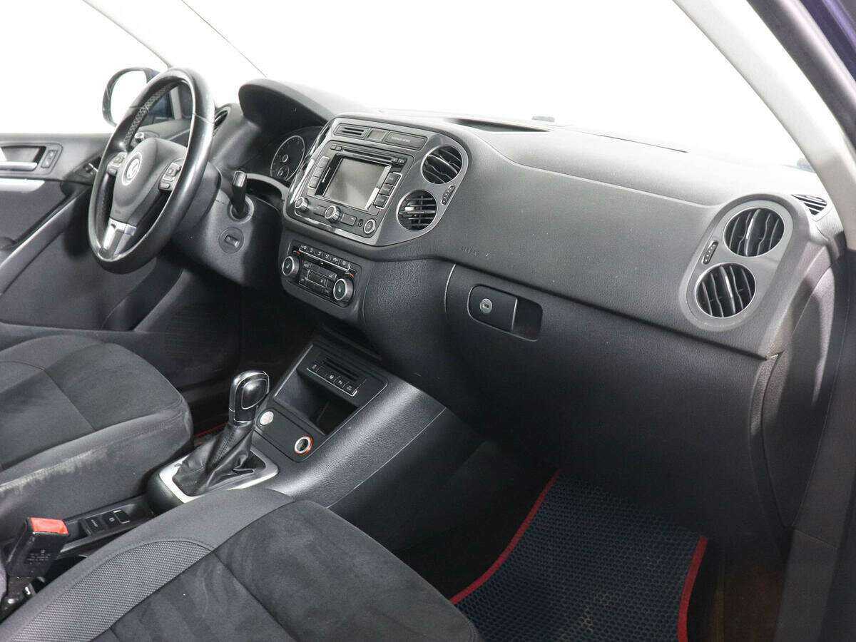 Купить Volkswagen Tiguan с пробегом. Фото: #9