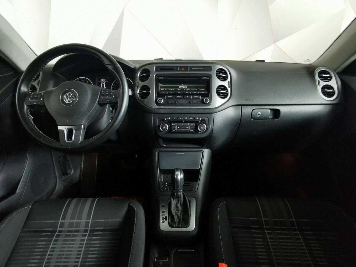 Купить Volkswagen Tiguan с пробегом. Фото: #9