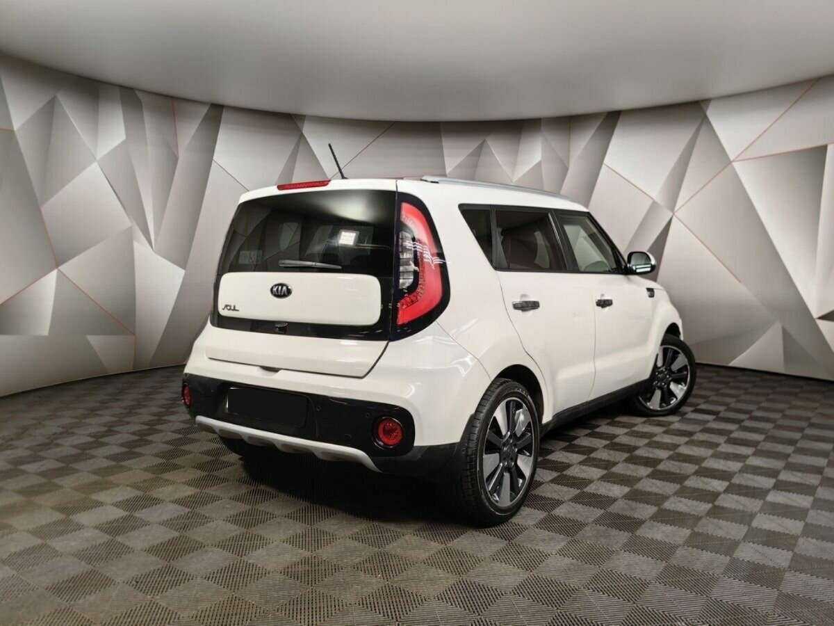 Купить Kia Soul с пробегом. Фото: #1
