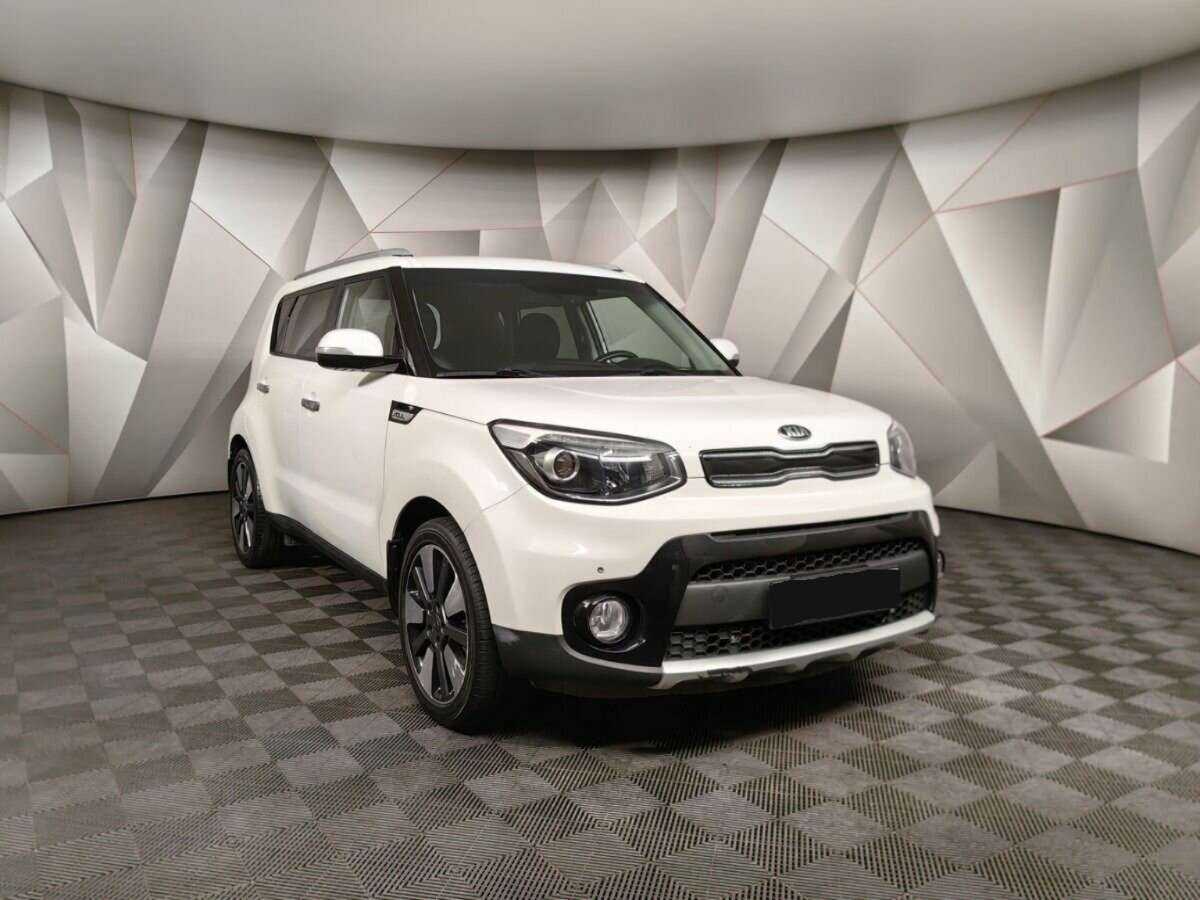 Купить Kia Soul с пробегом. Фото: #2