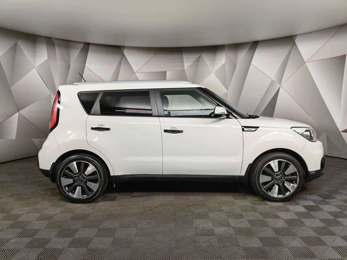Купить Kia Soul с пробегом. Фото: #5