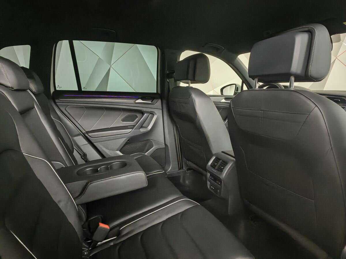 Купить Volkswagen Tiguan с пробегом. Фото: #11