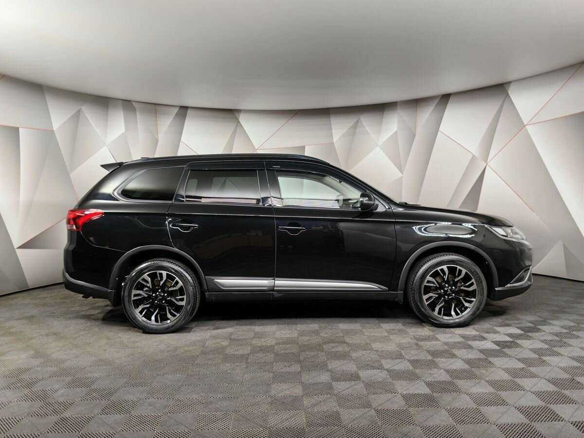 Купить Mitsubishi Outlander с пробегом. Фото: #5