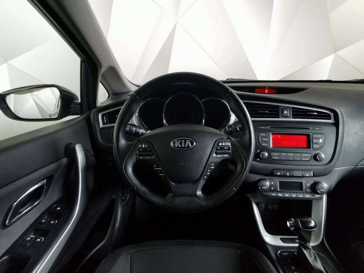 Купить Kia Ceed с пробегом. Фото: #14