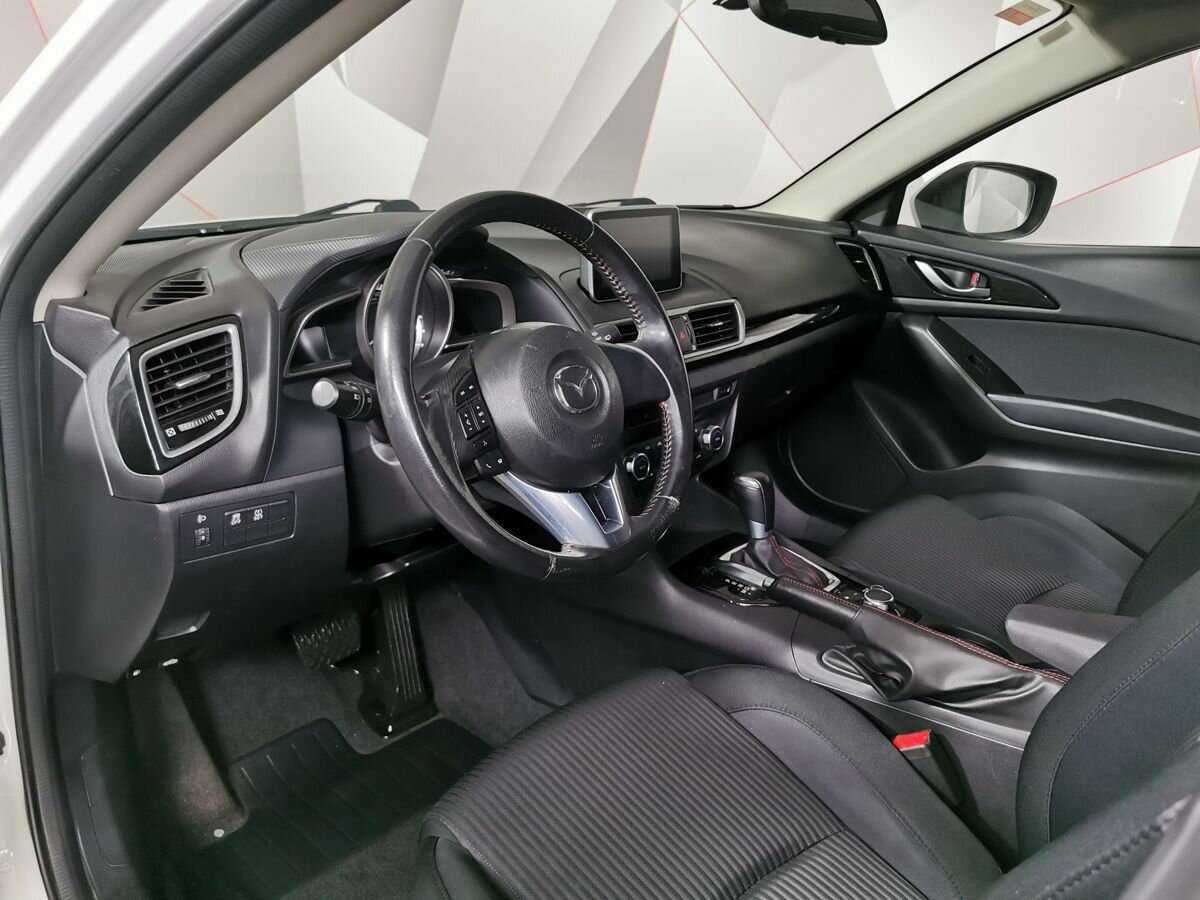 Купить Mazda 3 с пробегом. Фото: #13