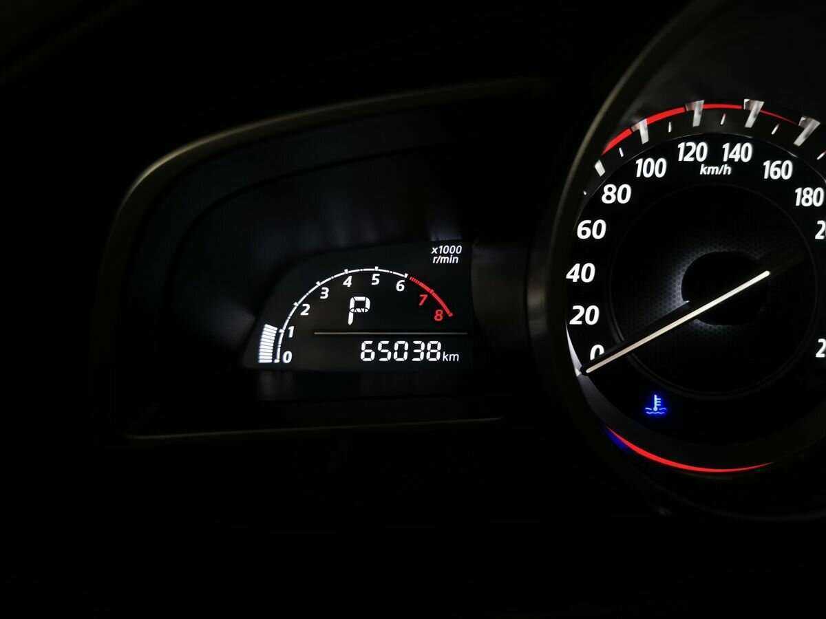 Купить Mazda 3 с пробегом. Фото: #15