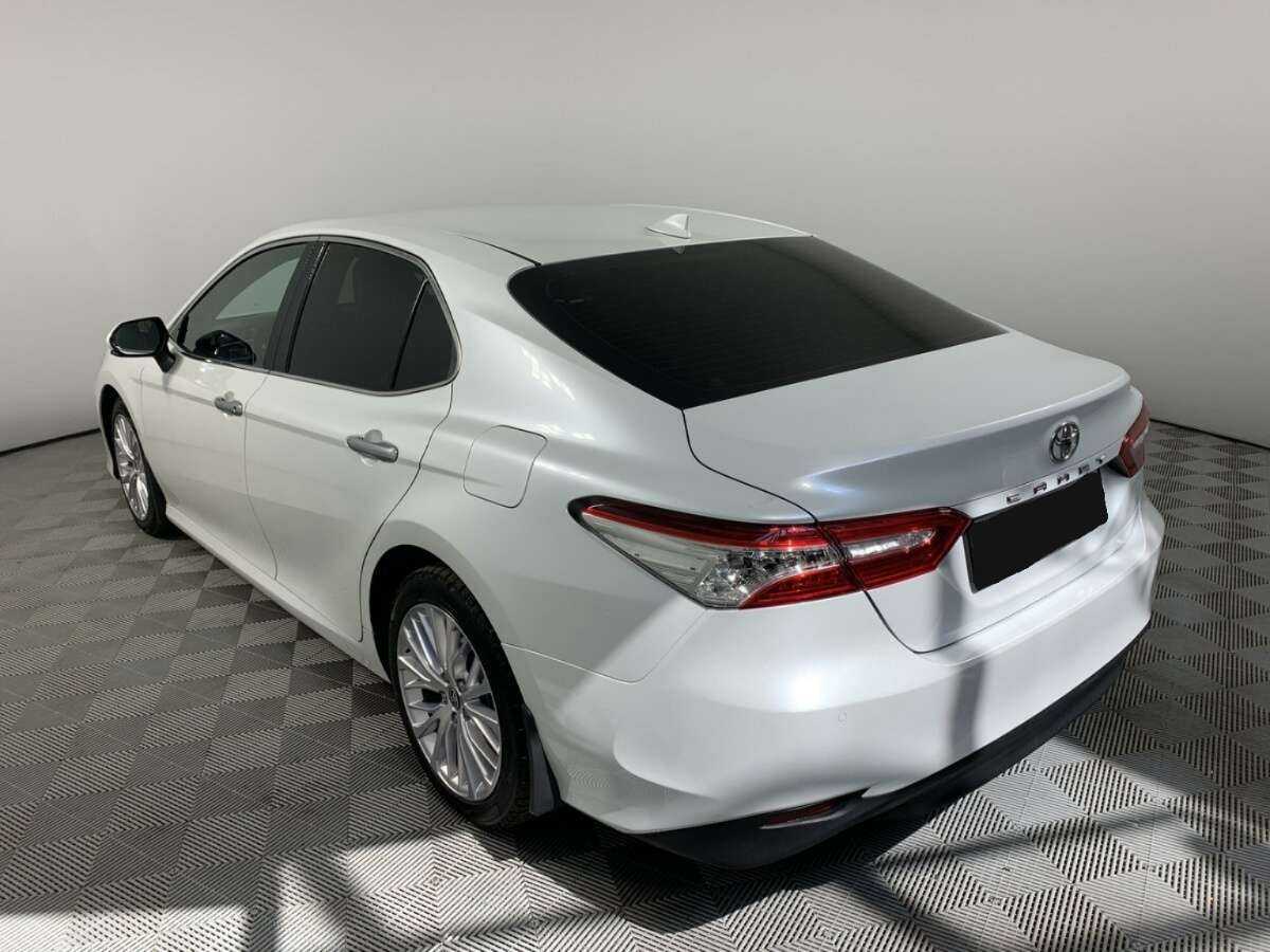 Купить Toyota Camry с пробегом. Фото: #6