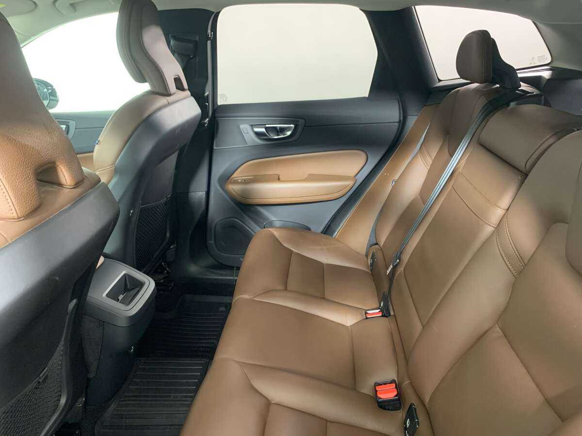 Купить Volvo XC60 с пробегом. Фото: #15