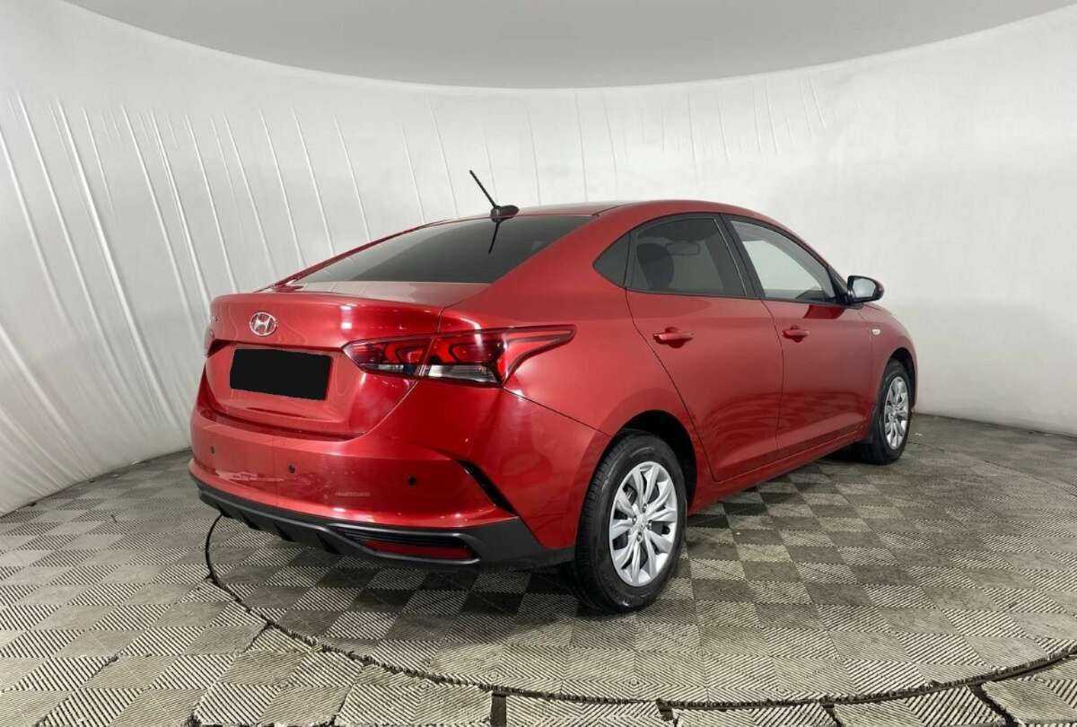 Купить Hyundai Solaris с пробегом. Фото: #4