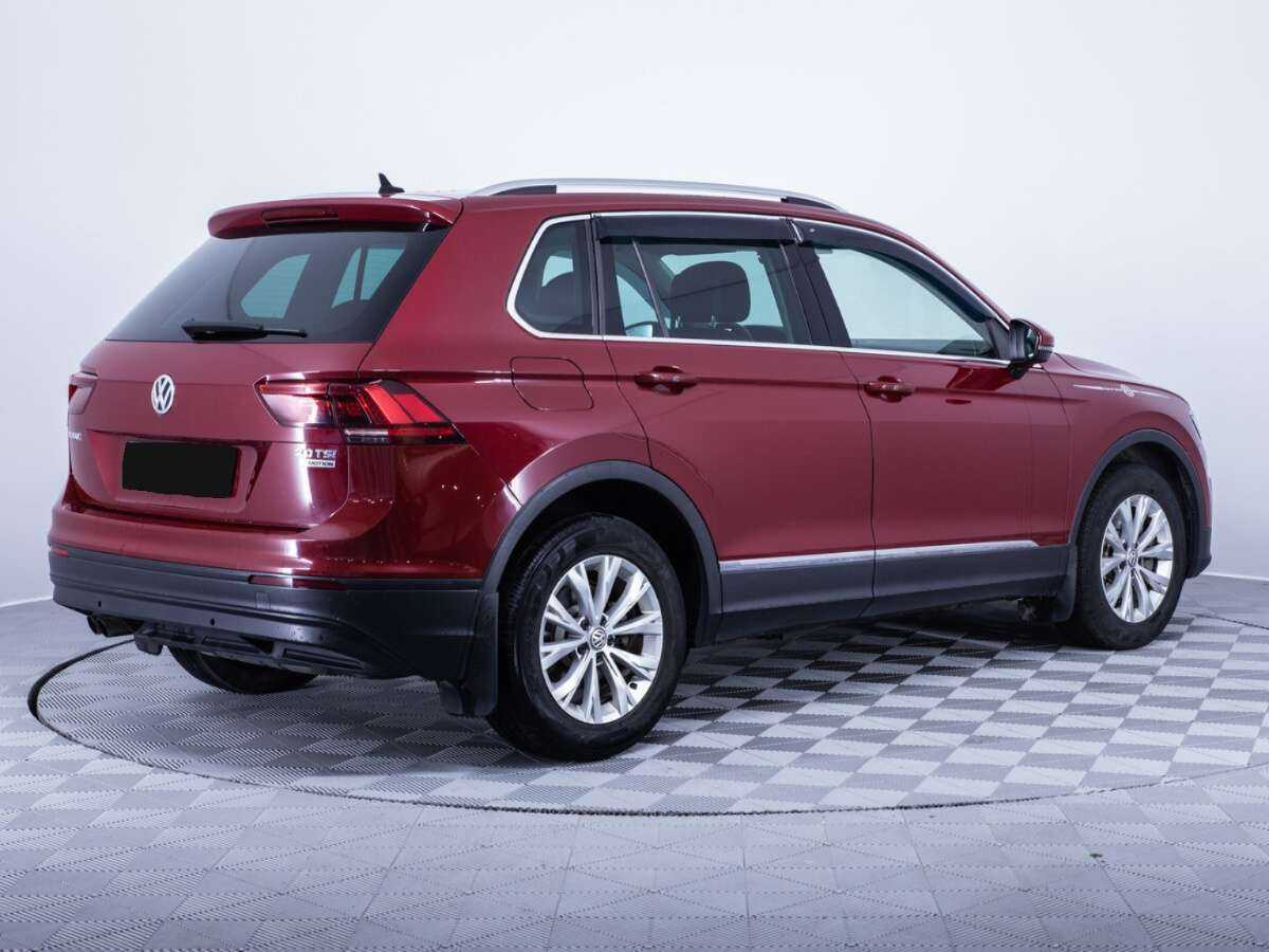 Купить Volkswagen Tiguan с пробегом. Фото: #4