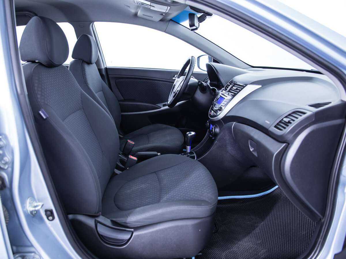 Купить Hyundai Solaris с пробегом. Фото: #9