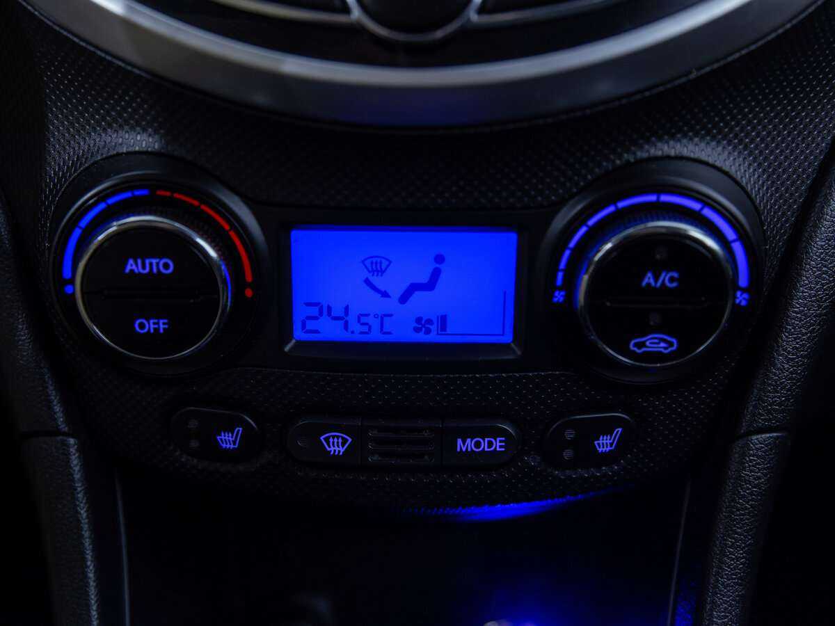 Купить Hyundai Solaris с пробегом. Фото: #16