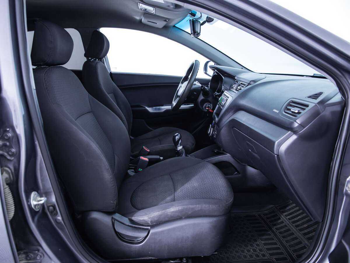 Купить Kia Rio с пробегом. Фото: #9