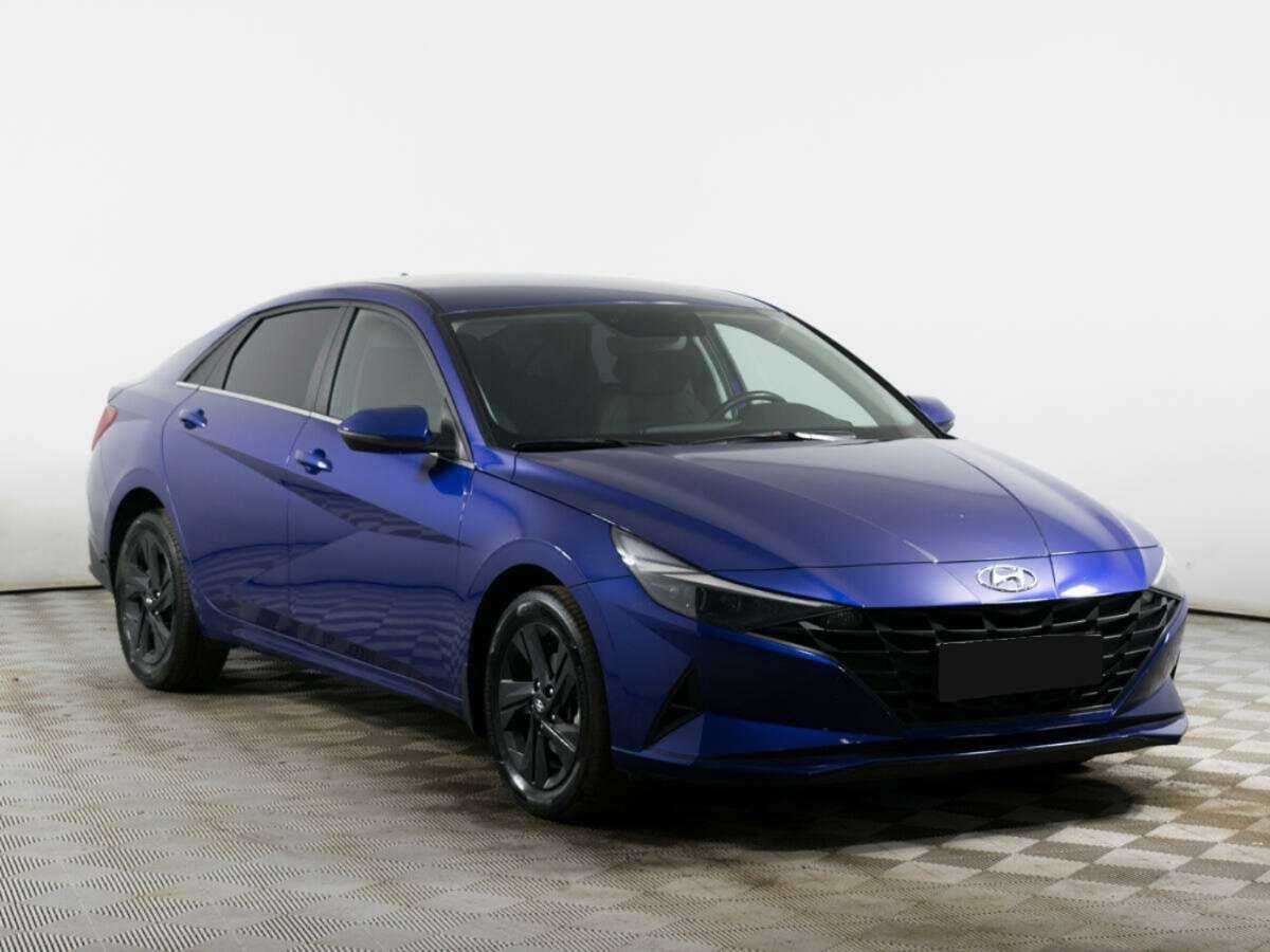 Купить Hyundai Elantra с пробегом. Фото: #2