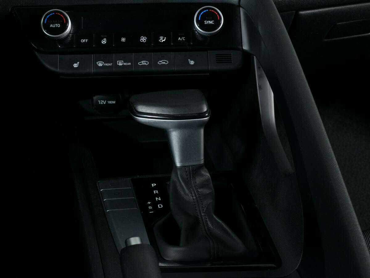 Купить Hyundai Elantra с пробегом. Фото: #12