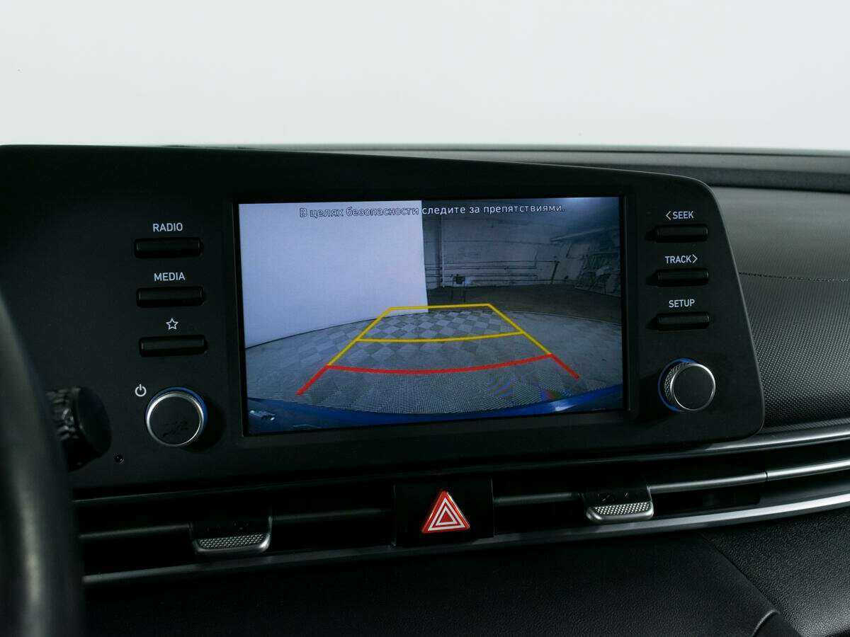 Купить Hyundai Elantra с пробегом. Фото: #13