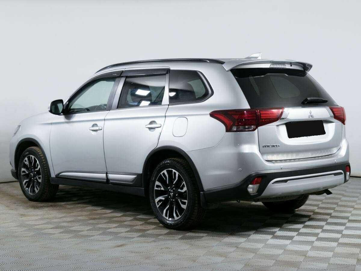 Купить Mitsubishi Outlander с пробегом. Фото: #6