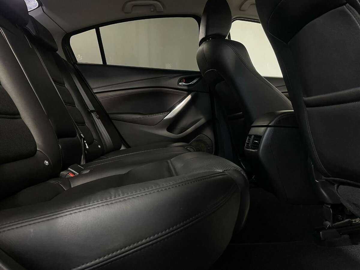 Купить Mazda 6 с пробегом. Фото: #14