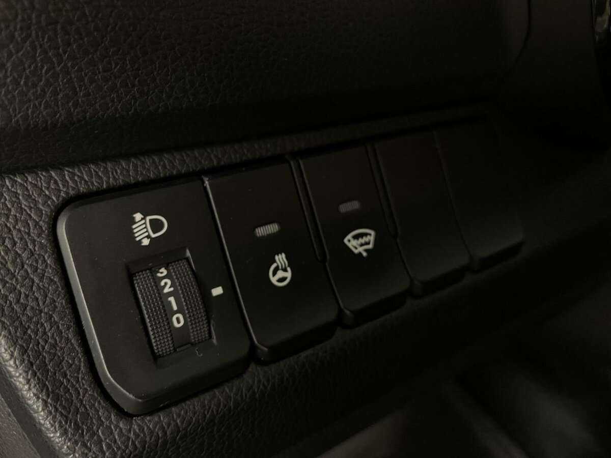 Купить Kia Rio с пробегом. Фото: #8