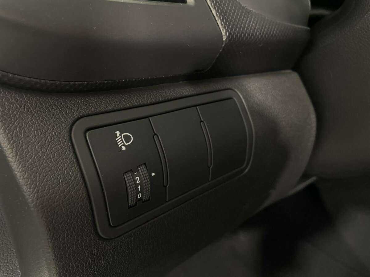 Купить Hyundai Solaris с пробегом. Фото: #8