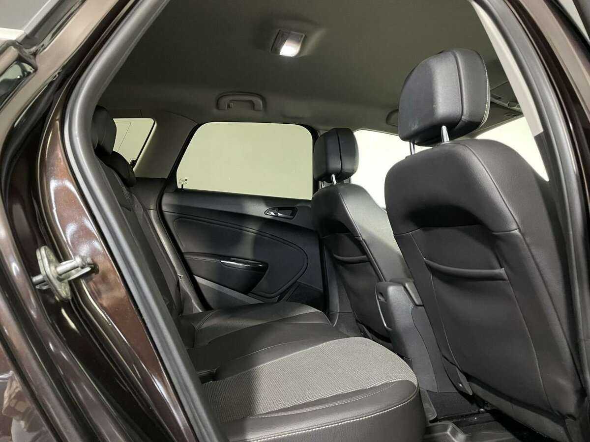 Купить Opel Astra с пробегом. Фото: #15