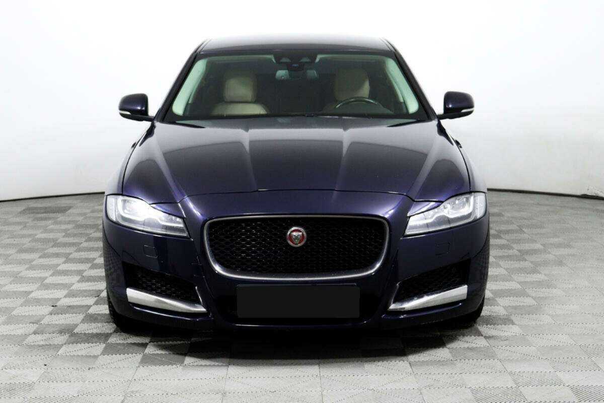 Купить Jaguar XF с пробегом. Фото: #1