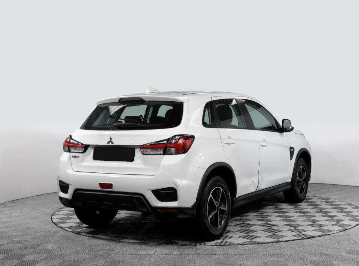 Купить Mitsubishi ASX с пробегом. Фото: #3