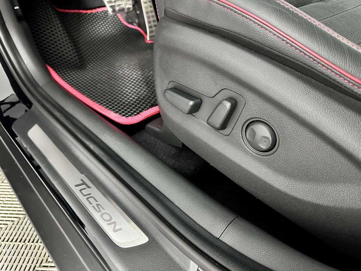 Купить Hyundai Tucson с пробегом. Фото: #14