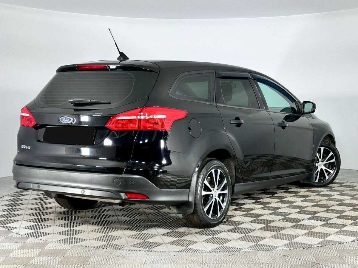 Купить Ford Focus с пробегом. Фото: #1