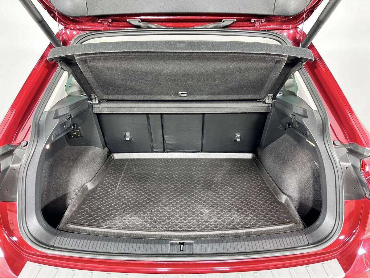Купить Volkswagen Tiguan с пробегом. Фото: #19