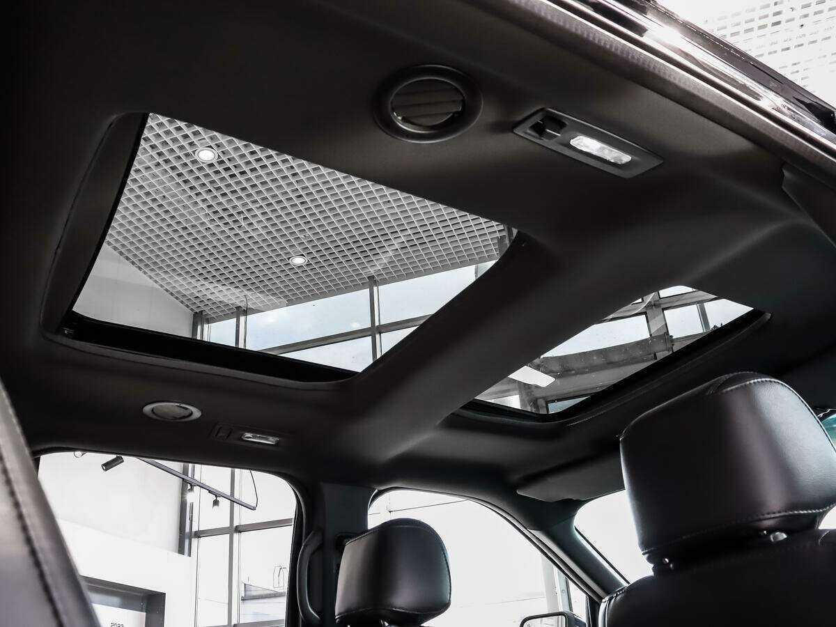 Купить Ford Explorer с пробегом. Фото: #14