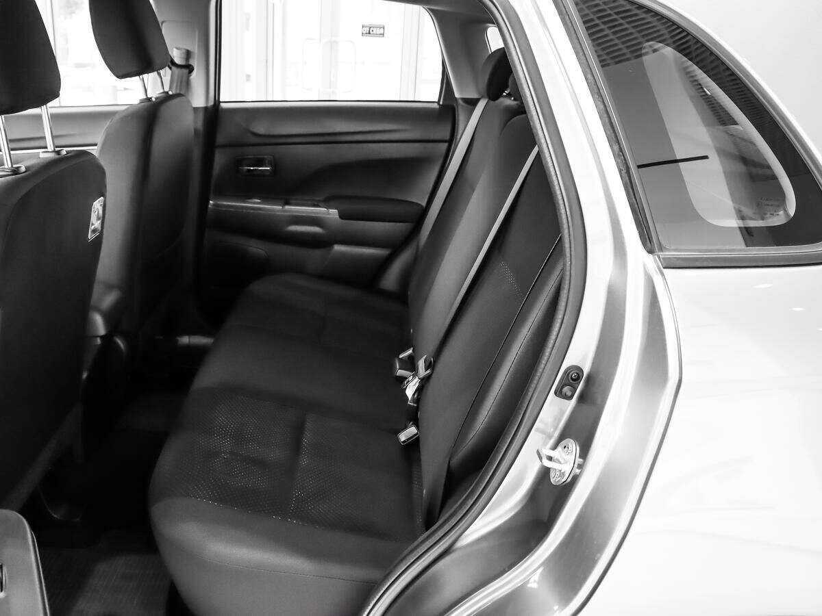 Купить Mitsubishi ASX с пробегом. Фото: #9