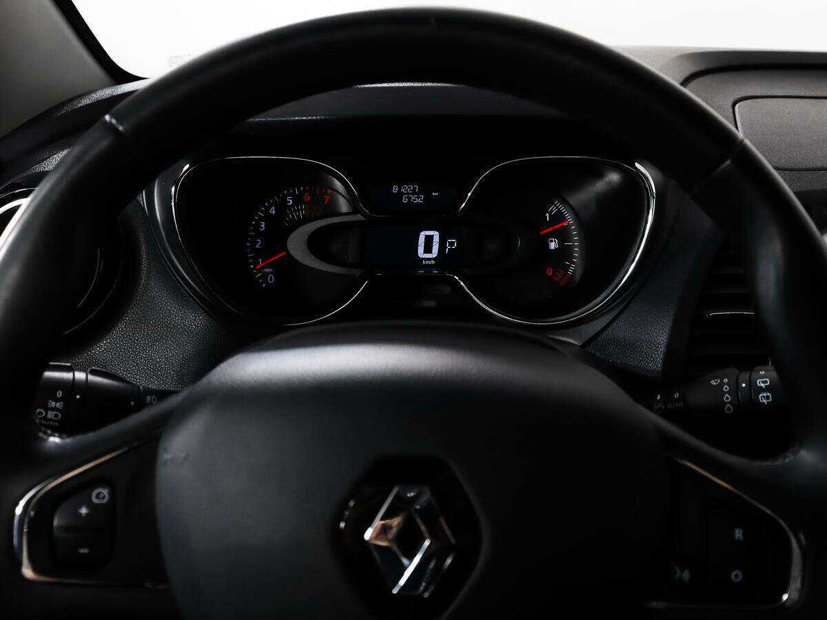 Купить Renault Kaptur с пробегом. Фото: #16