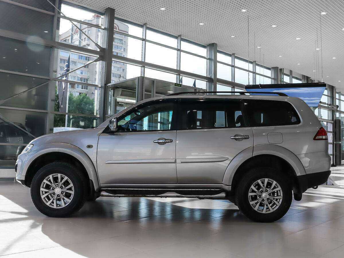 Купить Mitsubishi Pajero Sport с пробегом. Фото: #6