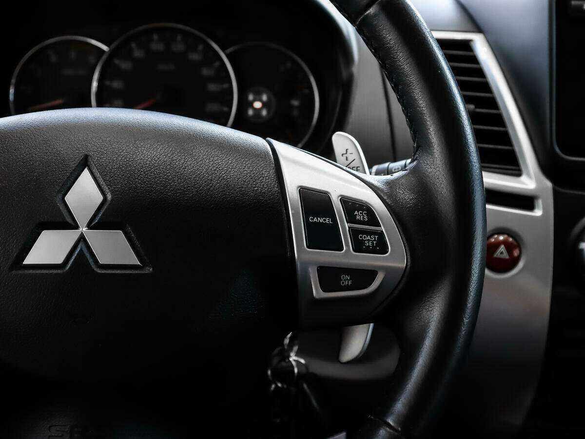 Купить Mitsubishi Pajero Sport с пробегом. Фото: #13