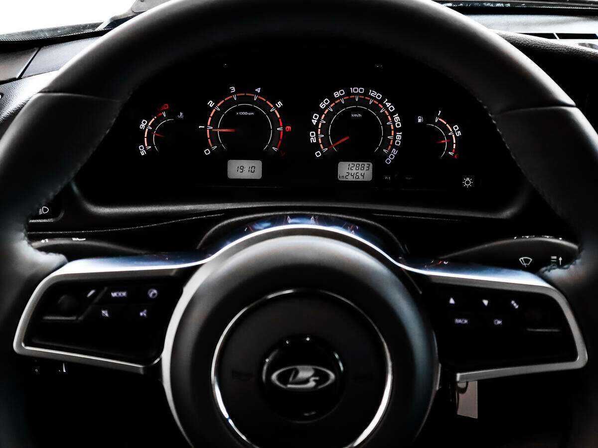 Купить Lada (ВАЗ) Niva с пробегом. Фото: #16