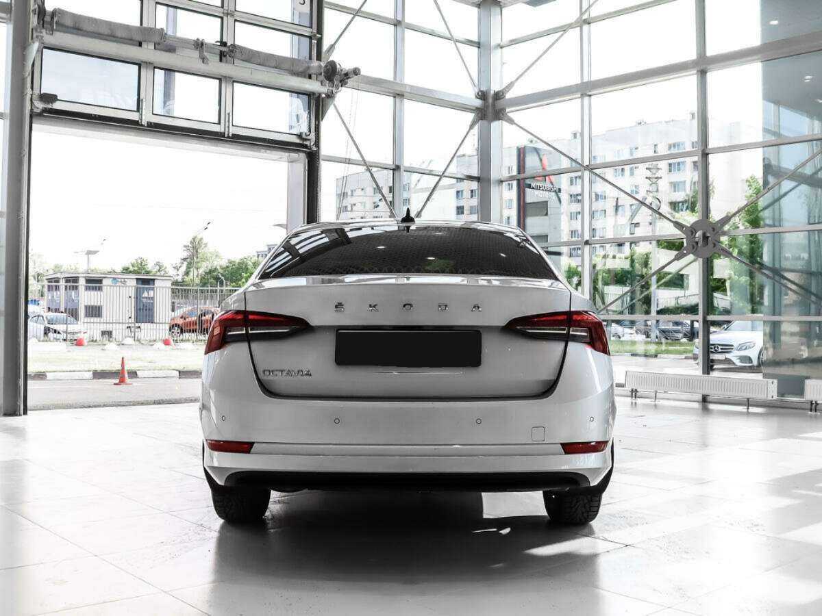 Купить Skoda Octavia с пробегом. Фото: #4