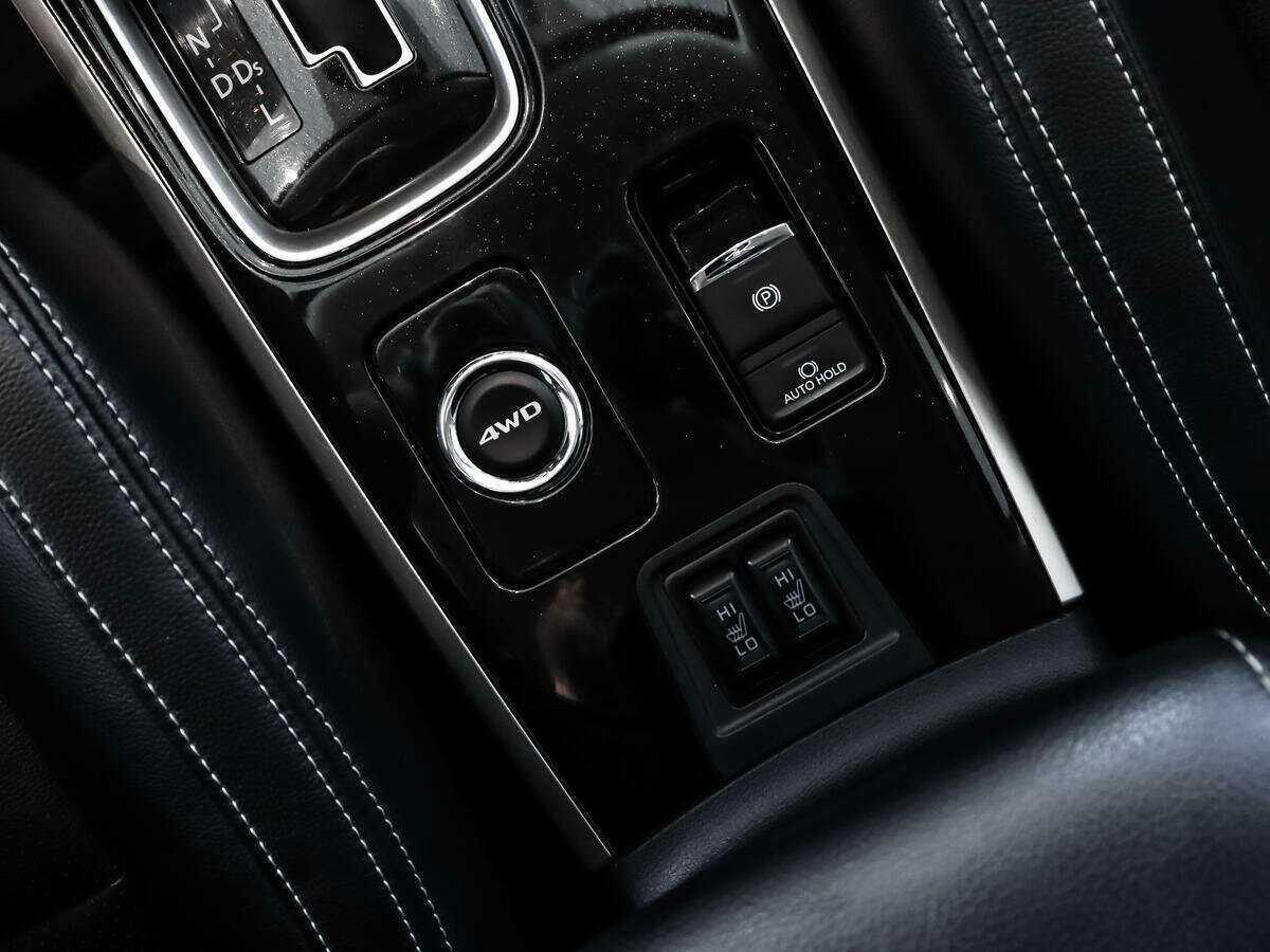 Купить Mitsubishi Outlander с пробегом. Фото: #9