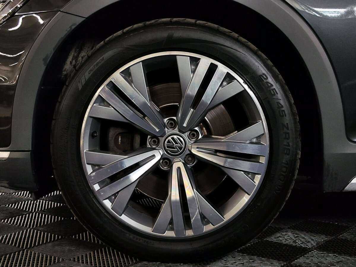 Купить Volkswagen Passat с пробегом. Фото: #26